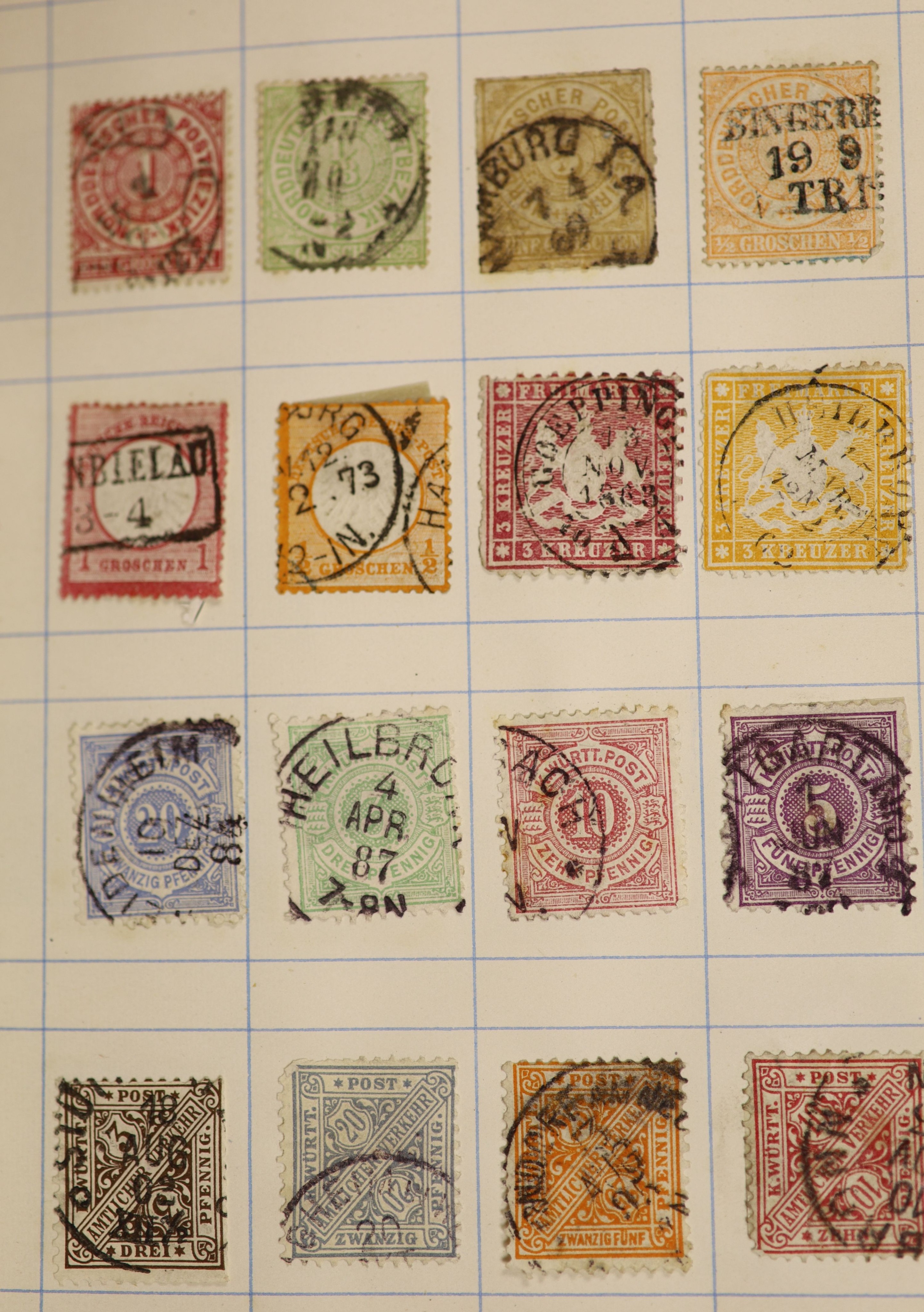 A quantity of world stamps